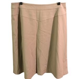 i.e. Khaki skirt